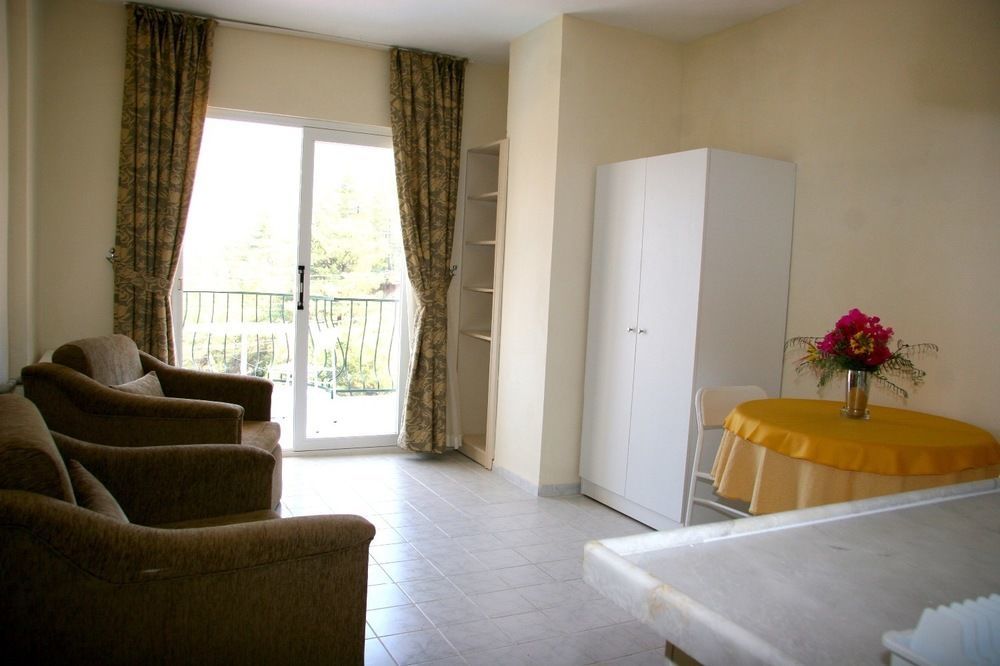 Life Apart Marmaris Exterior photo